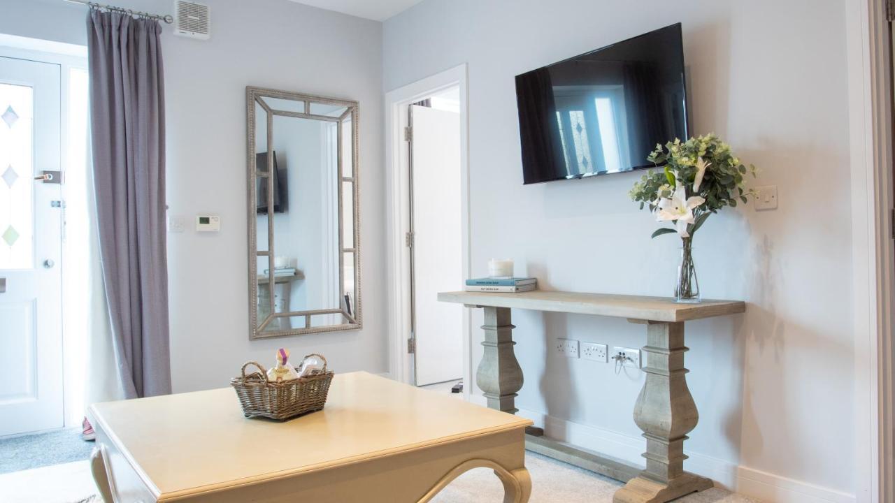 Modern Apartment With Free Parking And Wifi Stratford-upon-Avon Kültér fotó