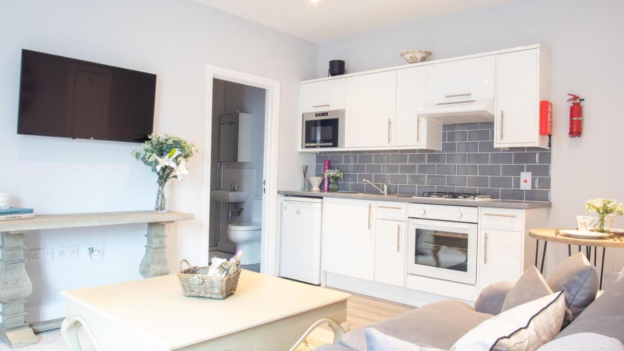 Modern Apartment With Free Parking And Wifi Stratford-upon-Avon Kültér fotó